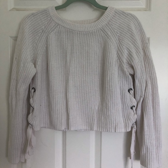 Boxy Cropped Sweater - Picture 3 of 3